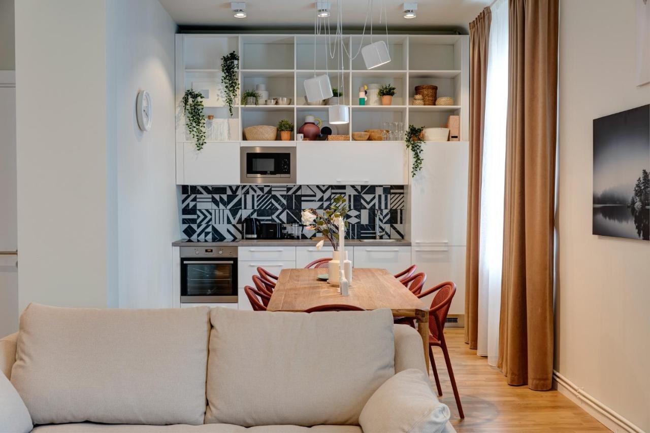 Dandelion Apartments Matisa Riga Bagian luar foto